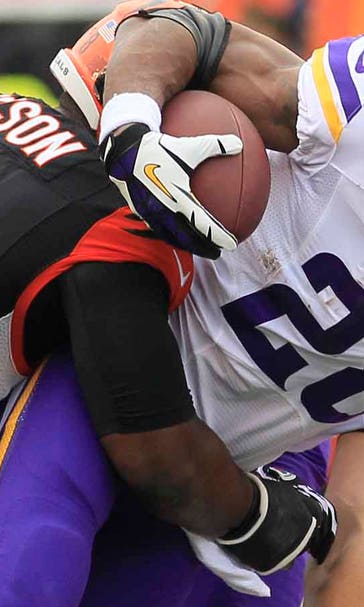 Vikings remain winless on road with loss in Cincinnati